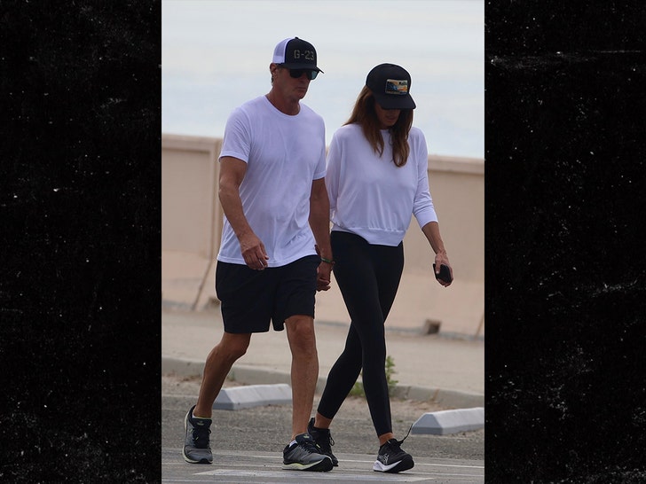 rande-gerber-cindy-crawford-backgrid-2