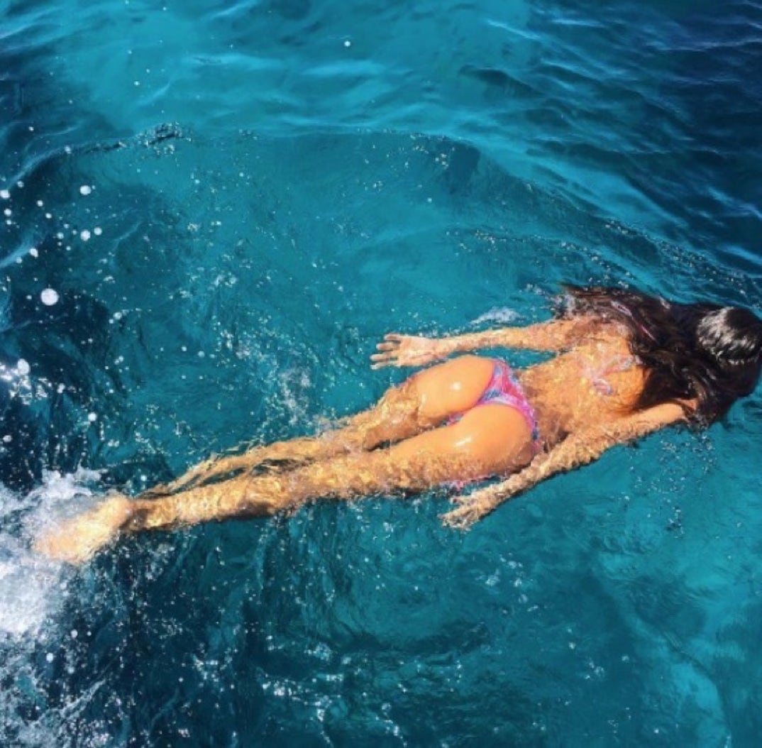 0602_izabel_goulart_1_06