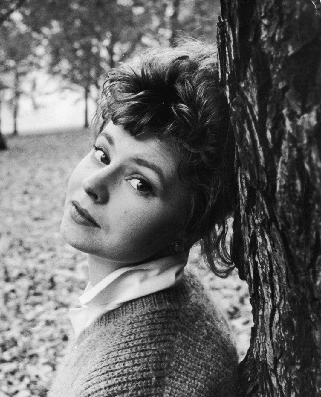 Prunella Scales Remembering 0