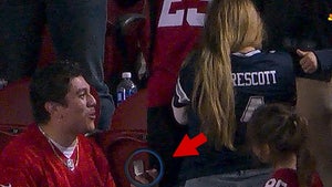 49ers Fan Proposes To Cowboys Supporter During Sunday Night Football