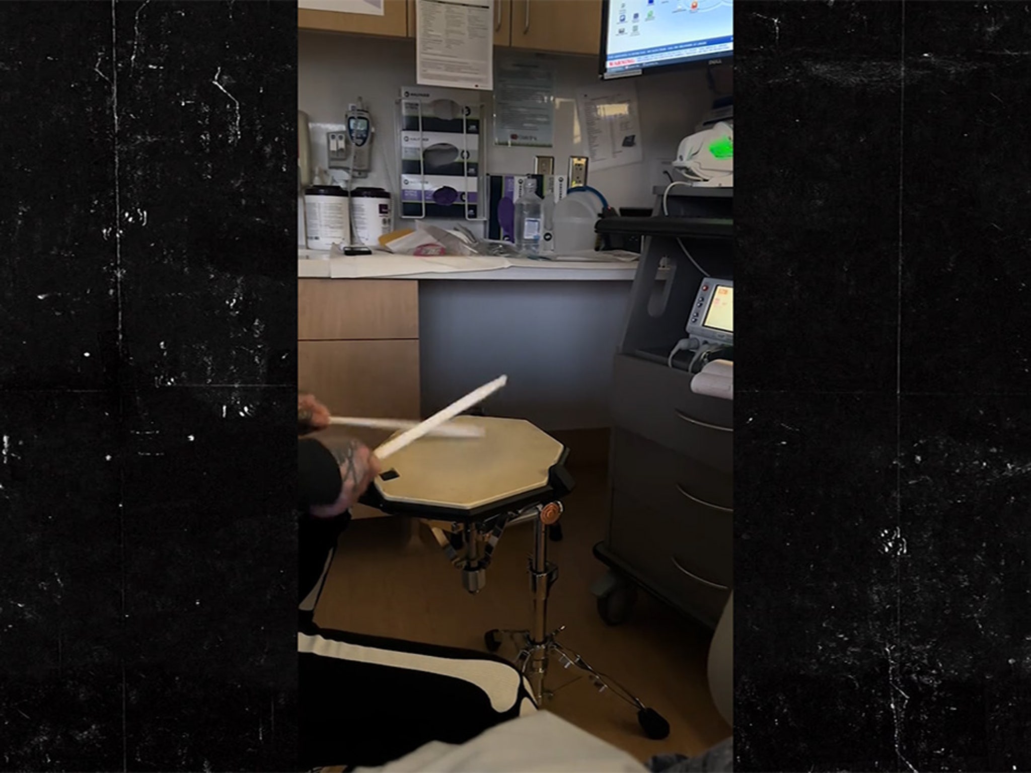 Travis Barker Drums to Baby s Heartbeat in Delivery Room Gets Roasted Online