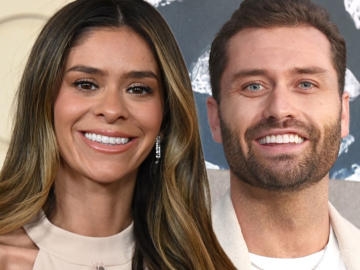 Dakota MortensenTaylor Frankie Paul getty comp