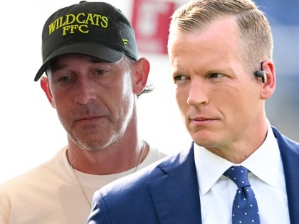 chris simms kyle shanahan getty comp