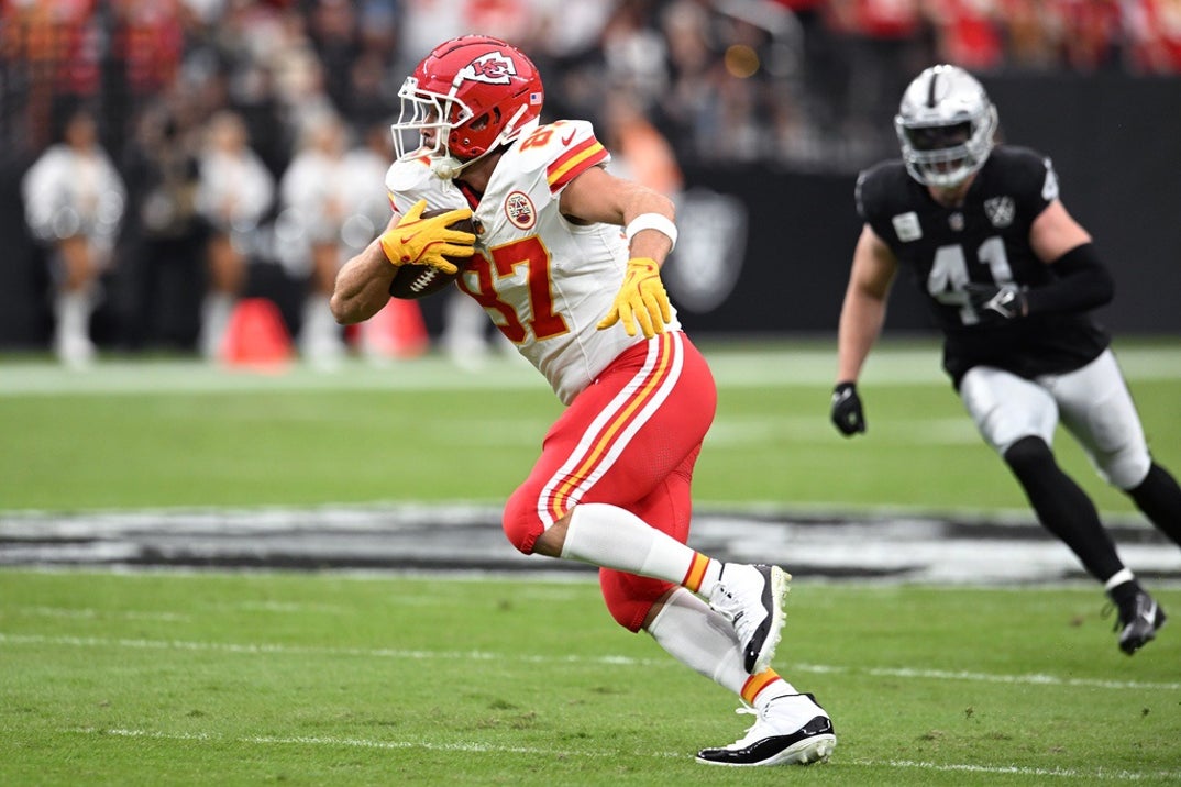 Travis Kelce On The Field 13