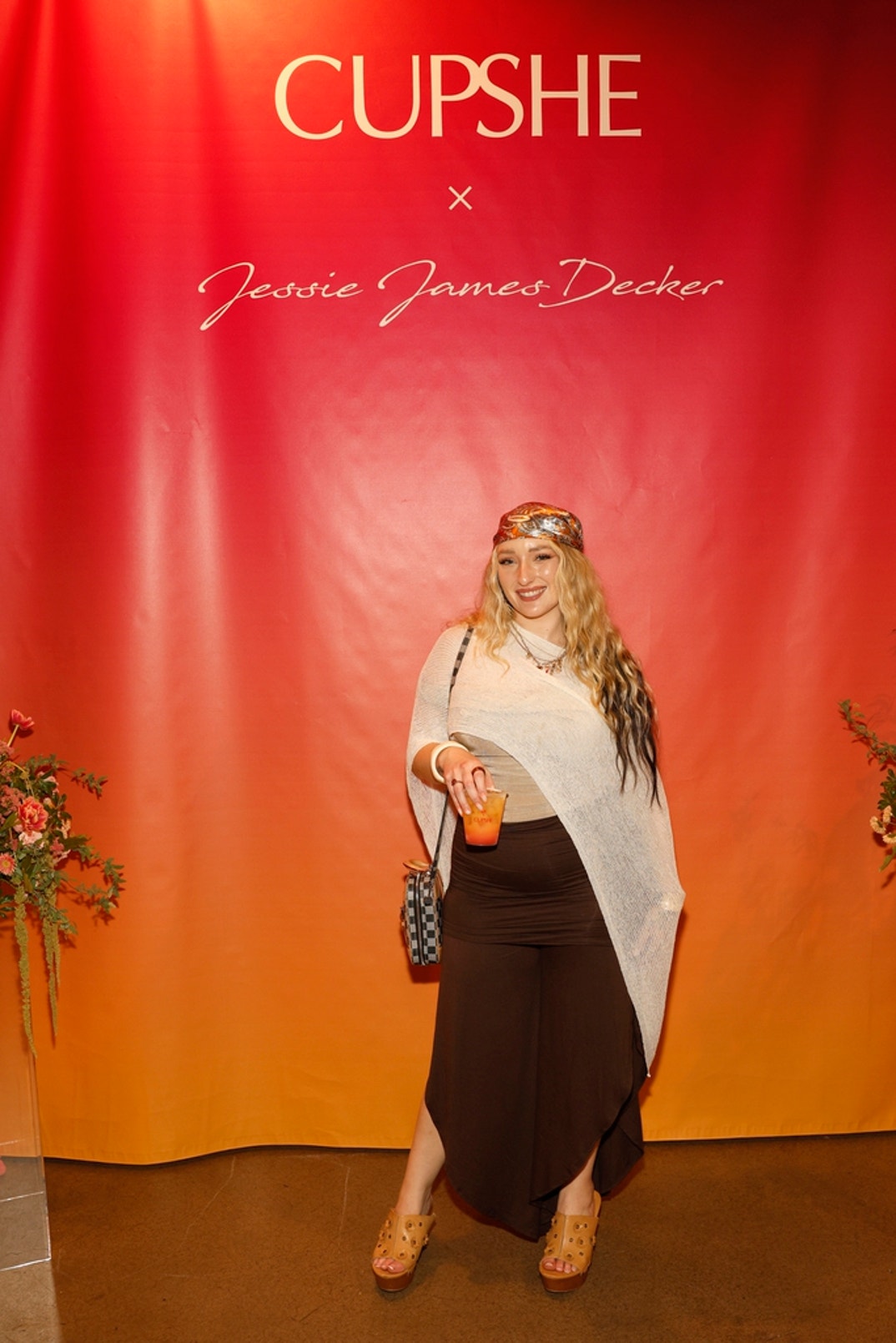 Cupshe x Jessie James Decker Collaboration 29