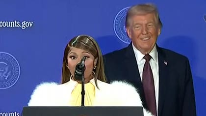 012826_nicki_minaj_donald_trump_kal