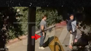 042226 dylan sprouse primary 2