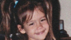 0511-jessica-alba-cute-kids-primary_720