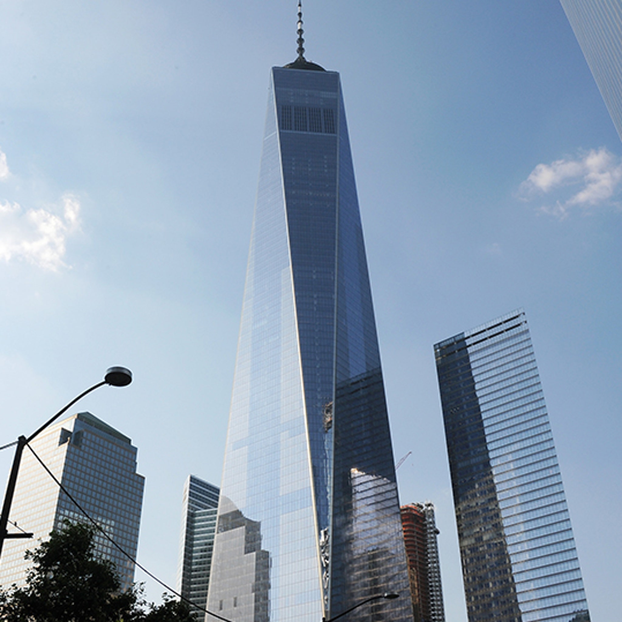Former Chicago architecture student says firm stole One World Trade Center  design