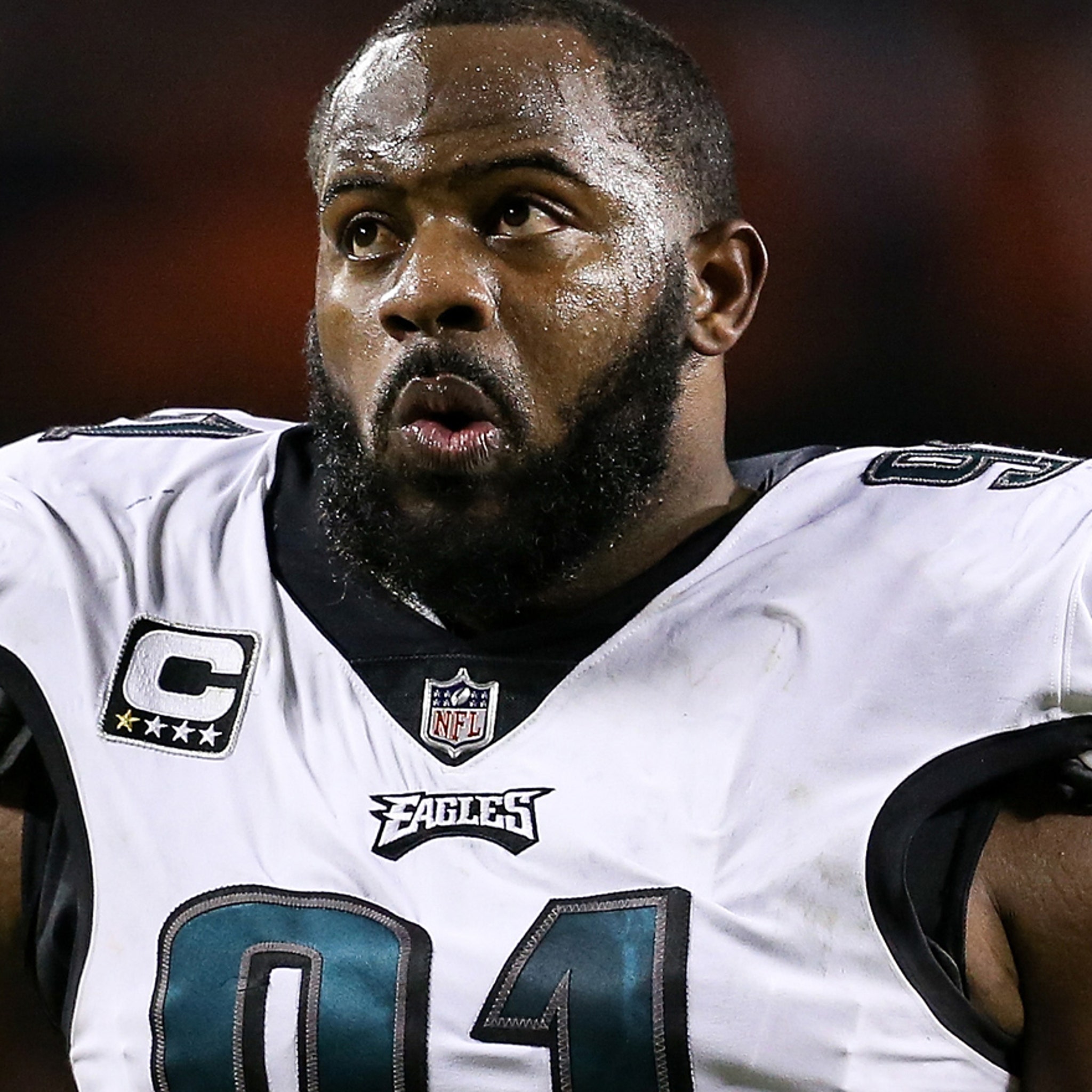 NFL player Fletcher Cox calls 911 as man allegedly attempts to