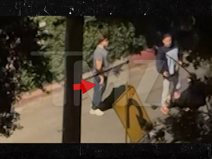 042226 dylan sprouse primary 2