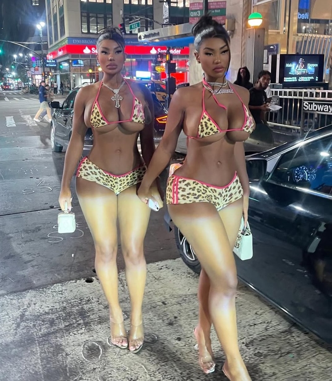 0320 Clermont Twins Hot Shots 12