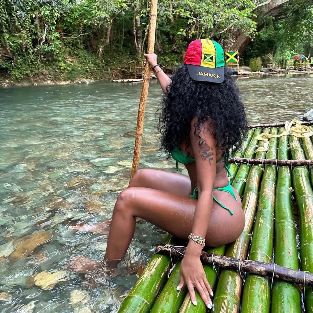 Bernice Burgos Hot Shots 34