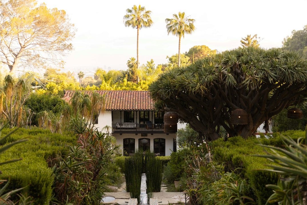 Aaron Paul Lists Los Angeles Home 15