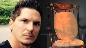 Zak Bagans Closes Haunted Rocking Chair Exhibit After Paranormal Activity