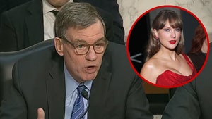 Mark Warner, Taylor Swift