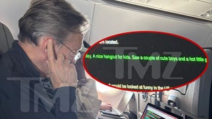 0903-Jim-Thornton-Creepy-Computer-Messages-On-Plane-PRIMARY-6