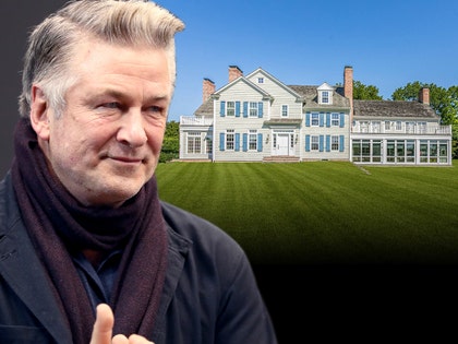 Alec Baldwin selling new york house