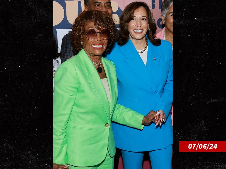 Kamala Harris y Maxine Aguas