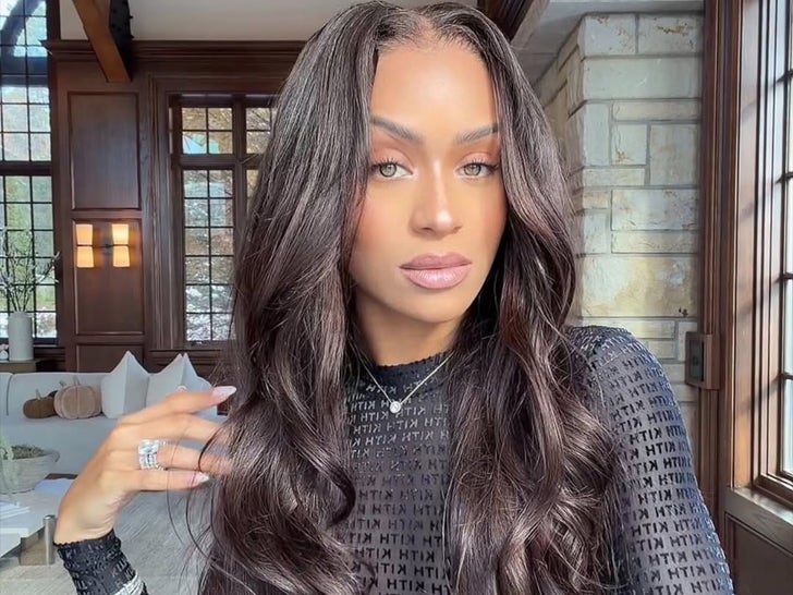 1113-jilly-anais-snow-hot-shots-sub-2