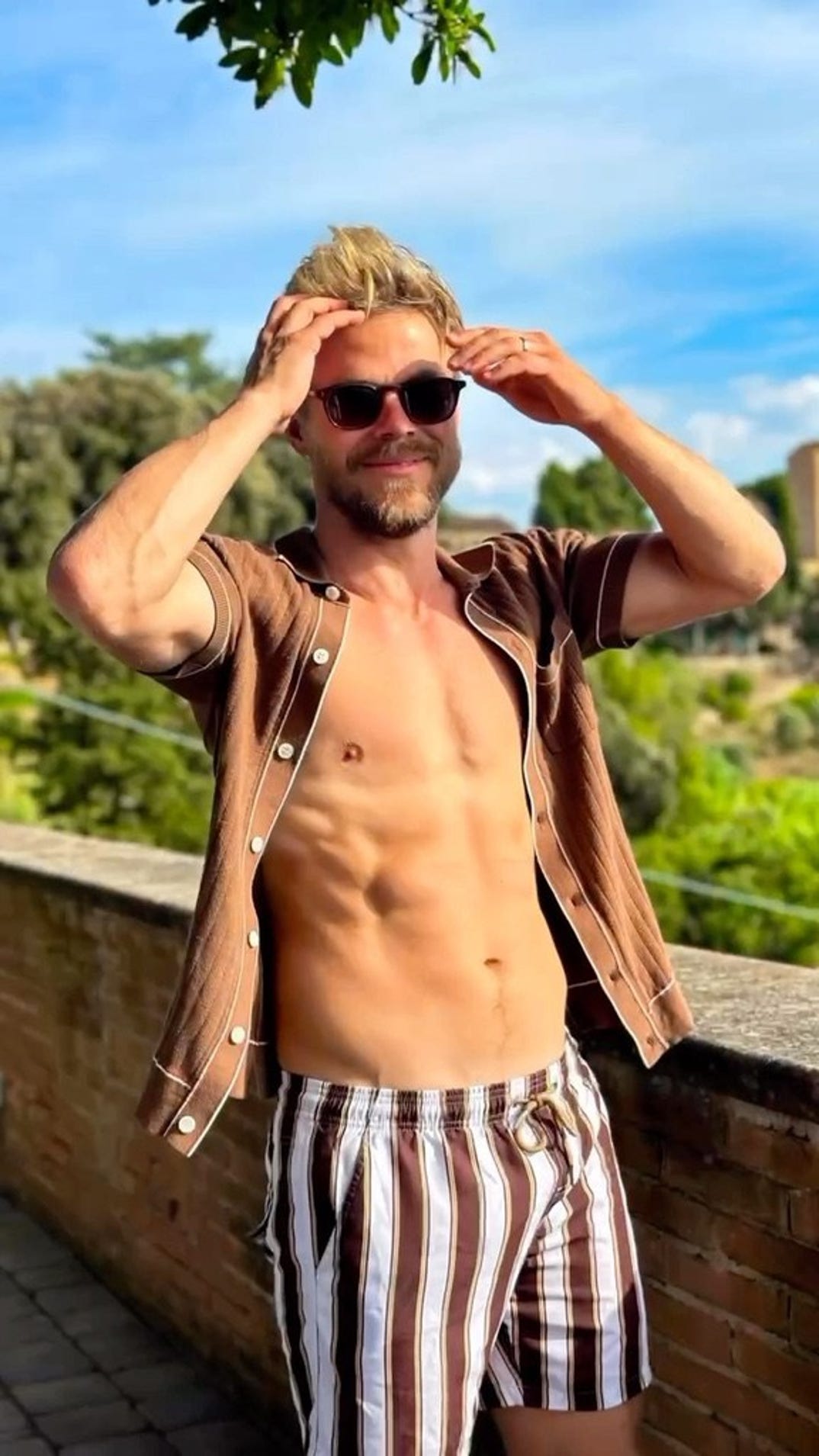 0516 Derek Hough Hot Shots 4