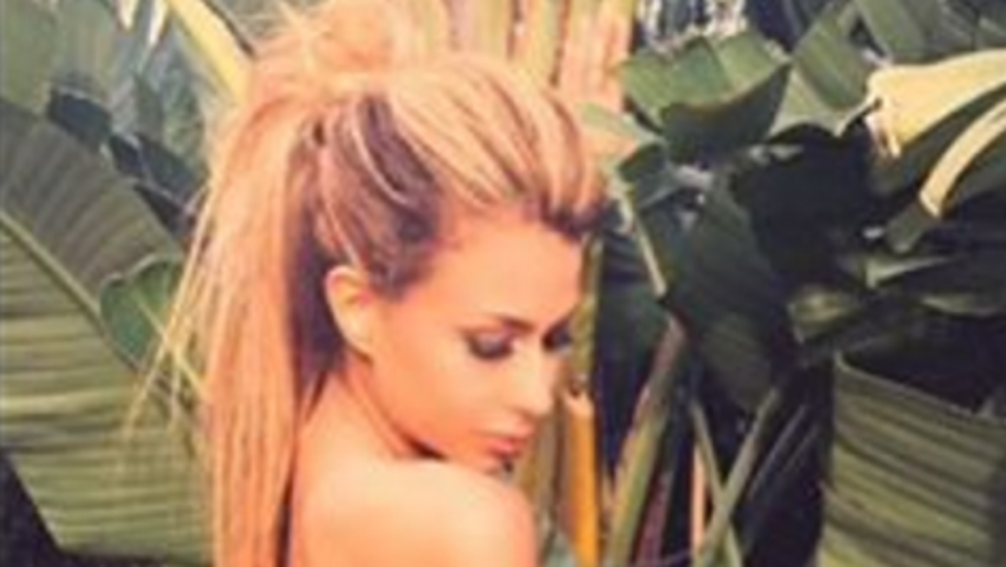 Sheniz Halils Sexy Instagram Photos