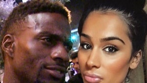 NFL's Emmanuel Sanders Blew A FORTUNE On Sidechicks ... Furious Wife Claims