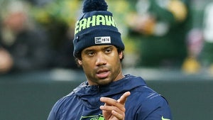 Russell Wilson Drops $1 Mil Every Year on Body, Full-Time Trainers & 2 Chefs!