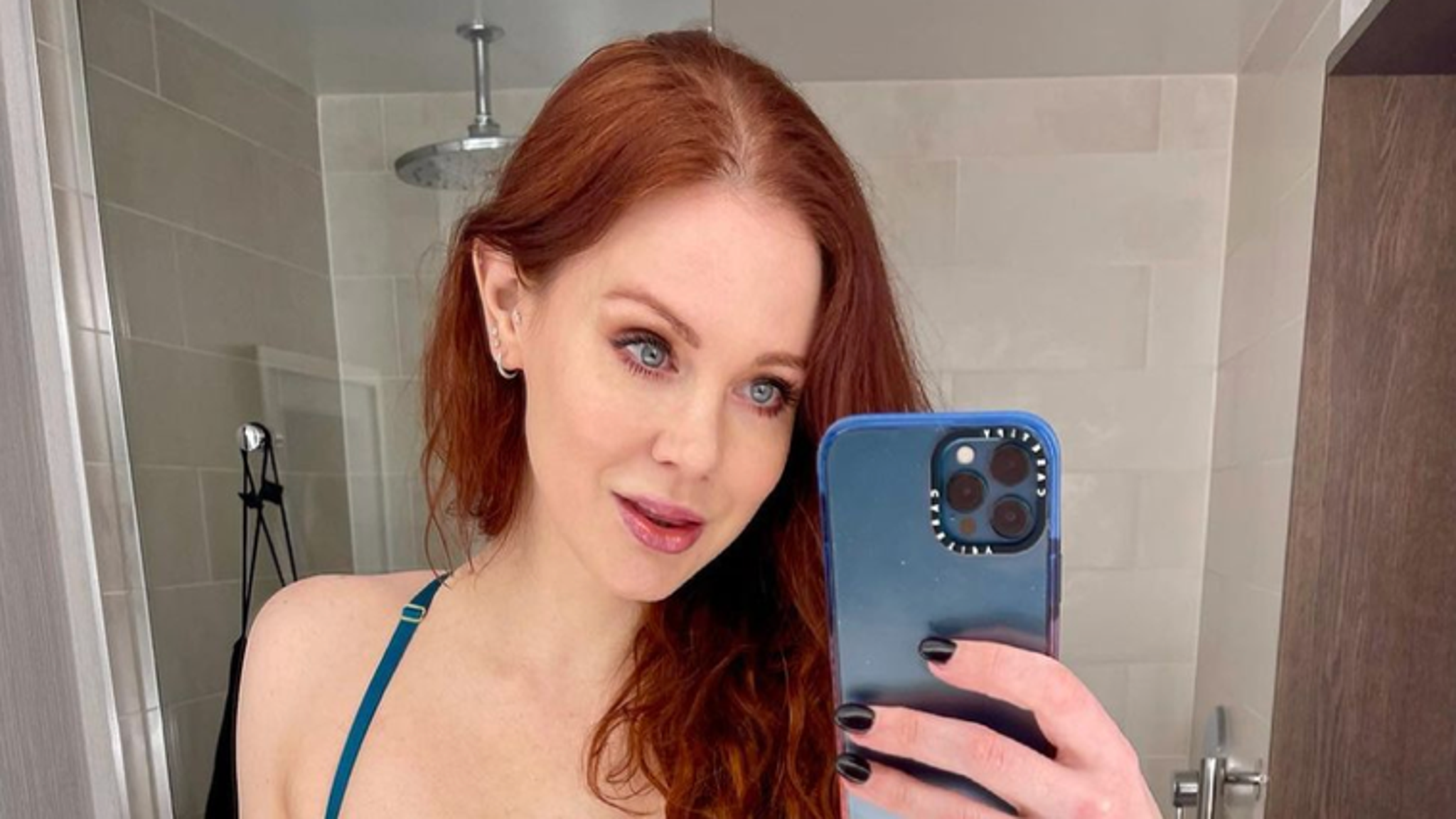 Maitland ward видео