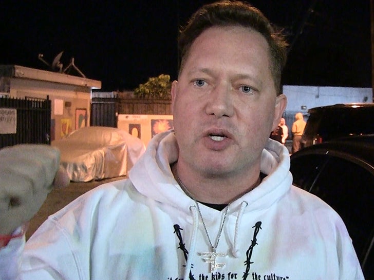 Roy Garber Dead – ‘Shipping Wars’ Star Dies at 49 After Suffering