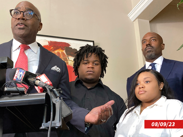 Attorney Roderick Edmond, from left, joined by Treveon Isaiah Taylor, Sr., Jessica Ross and attorney Cory Lynch