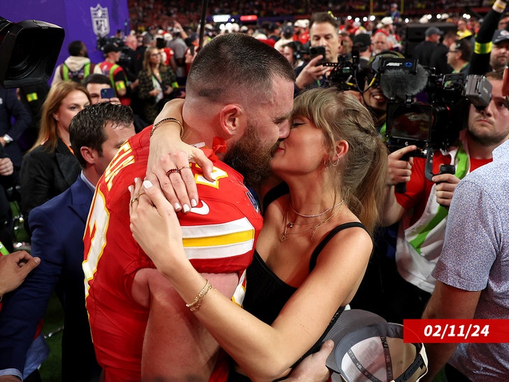 Travis Kelce Taylor Swift Super Bowl