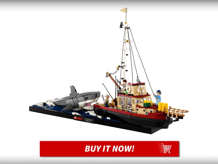 Lego-Jaws-Set-Jaws-Merch-50th-Anniversary-MAIN