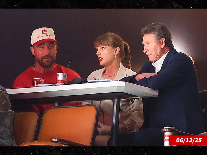 Travis Kelce Taylor Swift Ganley Game Getty 1