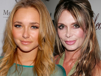 hayden panettiere and her mom Lesley vogel getty