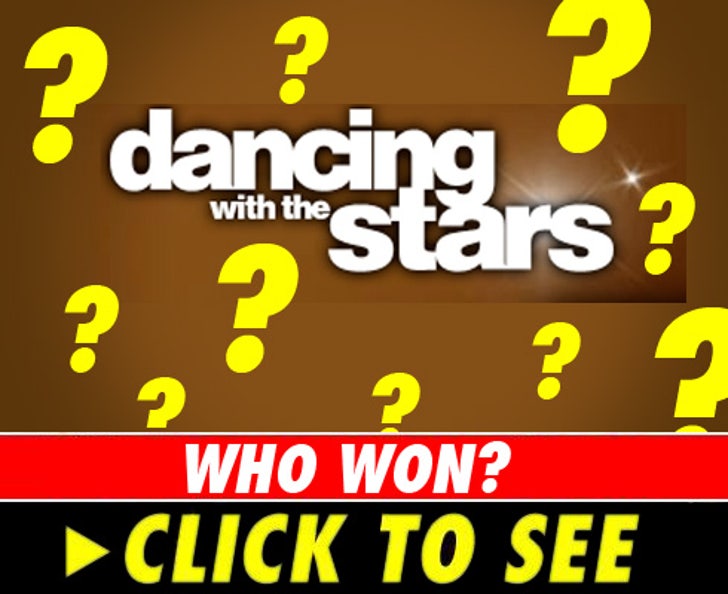 And the Dancing With the Stars Winner Is :: 1127_dwstars_launch-1