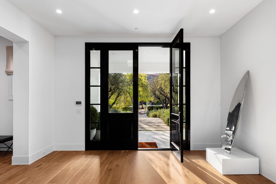 Lori Loughlin & Mossimo Home 5