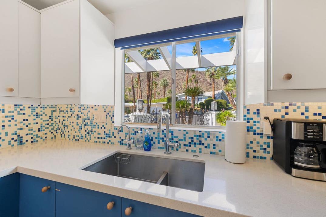 Marilyn Monroe Former Palm Springs Home For Sale 2