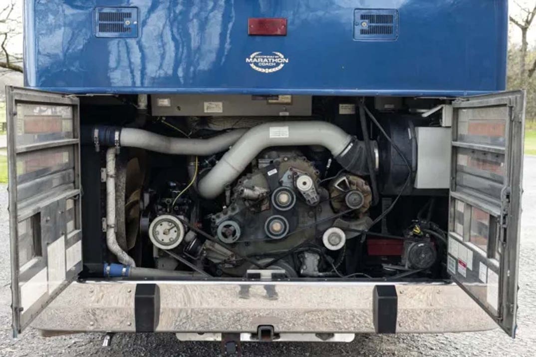 1998_prevost_marathon-xl_47-74107