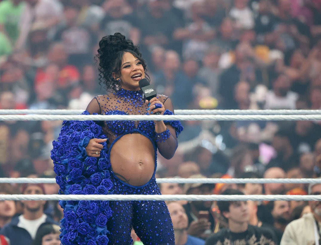 Bianca announces she is pregnant!