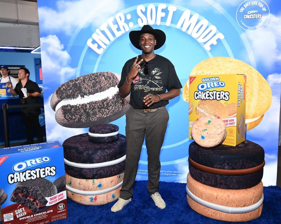 Oreo Cakesters Soft Life Pop Up Celebs 6