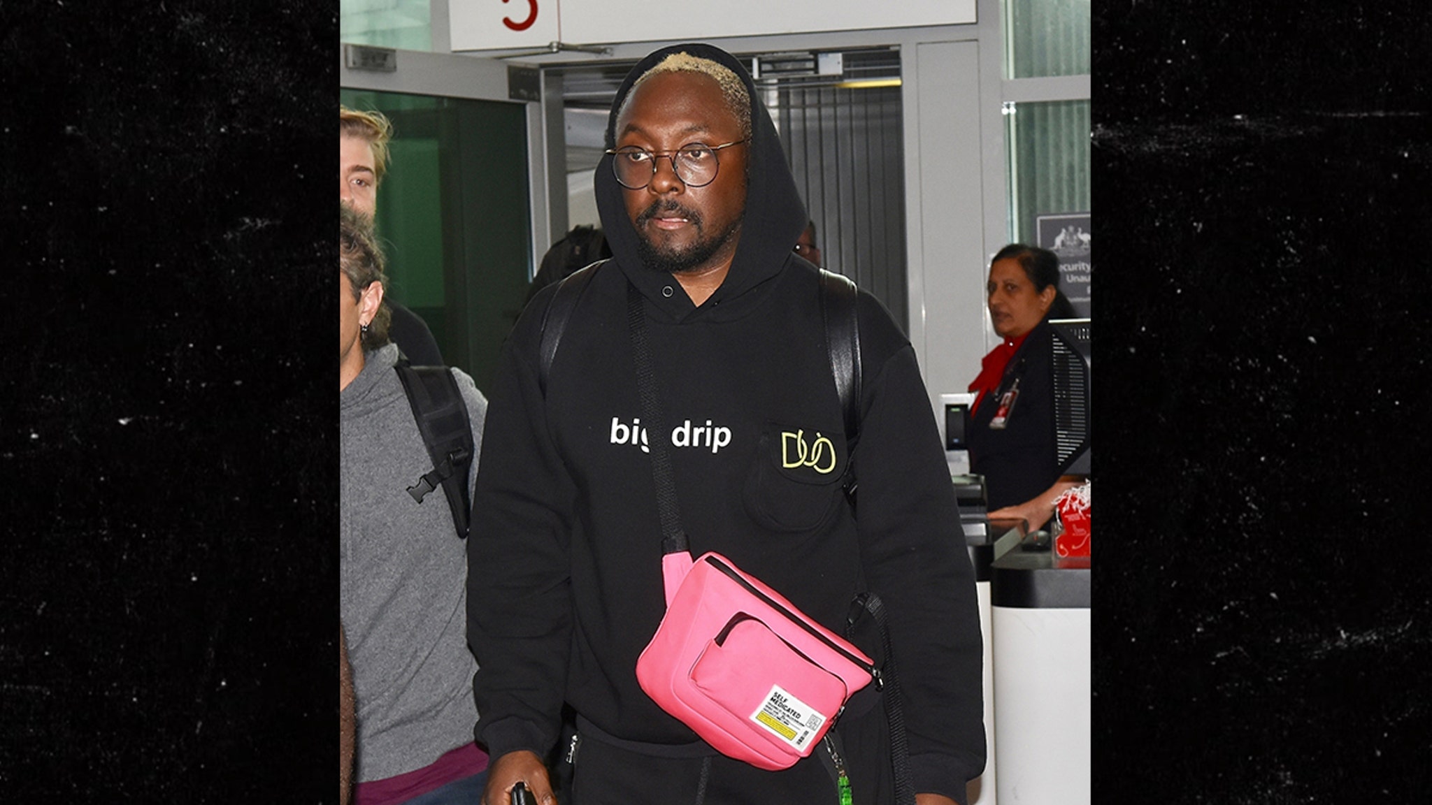 Black Eyed Peas' Will.i.am Claims Racist Flight Attendant Called Police On Him