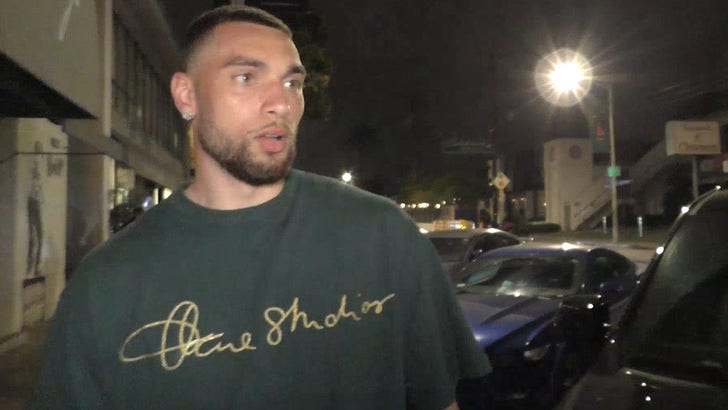 Zach LaVine Says He's 'Always Been A Big Fan' Of Lakers Amid Free Agency Rumors.jpg