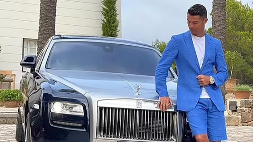 1105-Cristiano-Ronaldo-Cars-PRIMARY