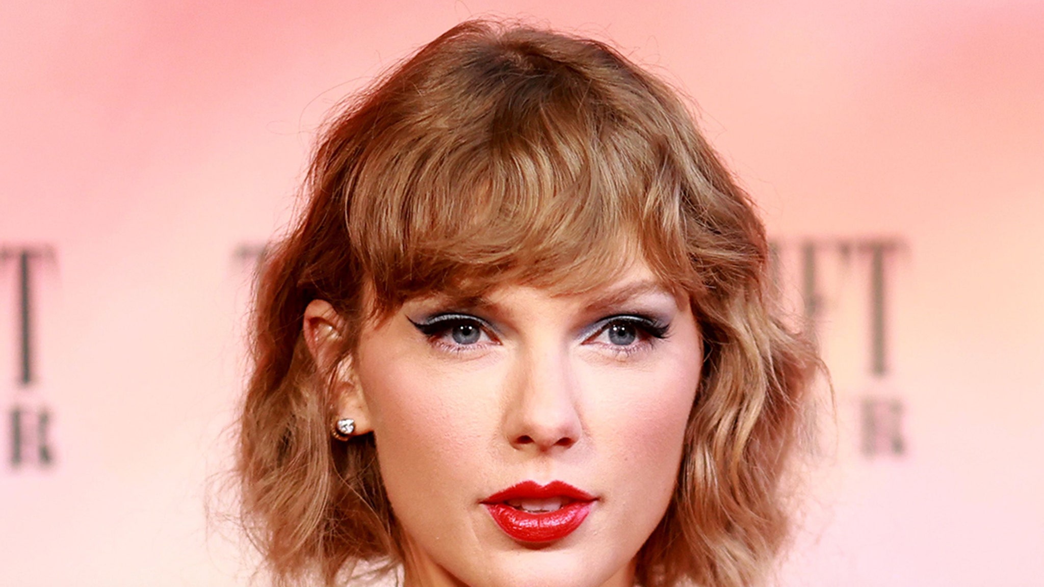 Taylor Swift Reveals When She Gets Weirded Out by Fans