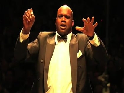 122110_shaq_conducts_v2_still