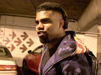 0811-ezekiel-elliott-tmz-5