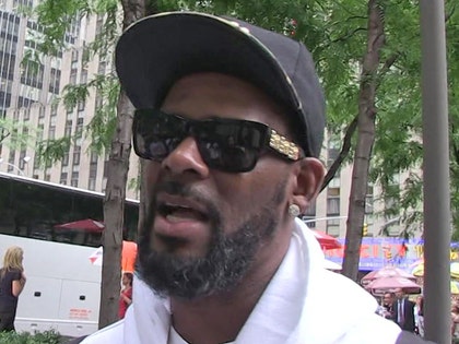 0827-r-kelly-tmz-1