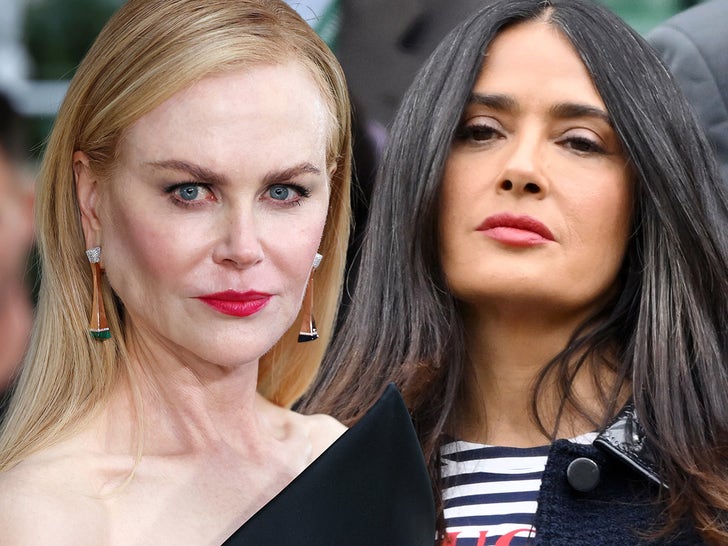 Nicole Kidman e Salma Hayek si scambiano parole in video alla sfilata di Balenciaga