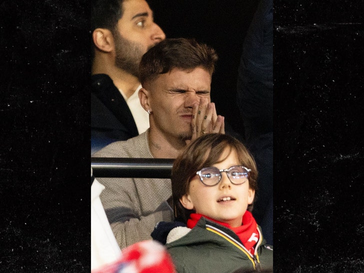 Romeo Beckham at Soccer game lastnight backgrid 1